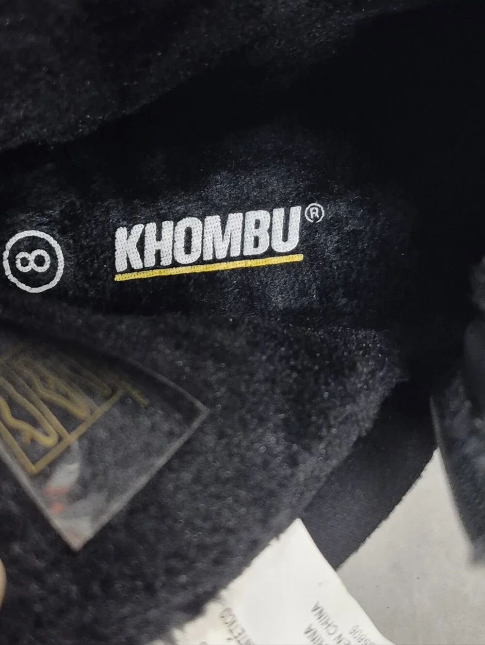 Khombu Sienna boots women's 8M black All Weather faux fur lined side zip